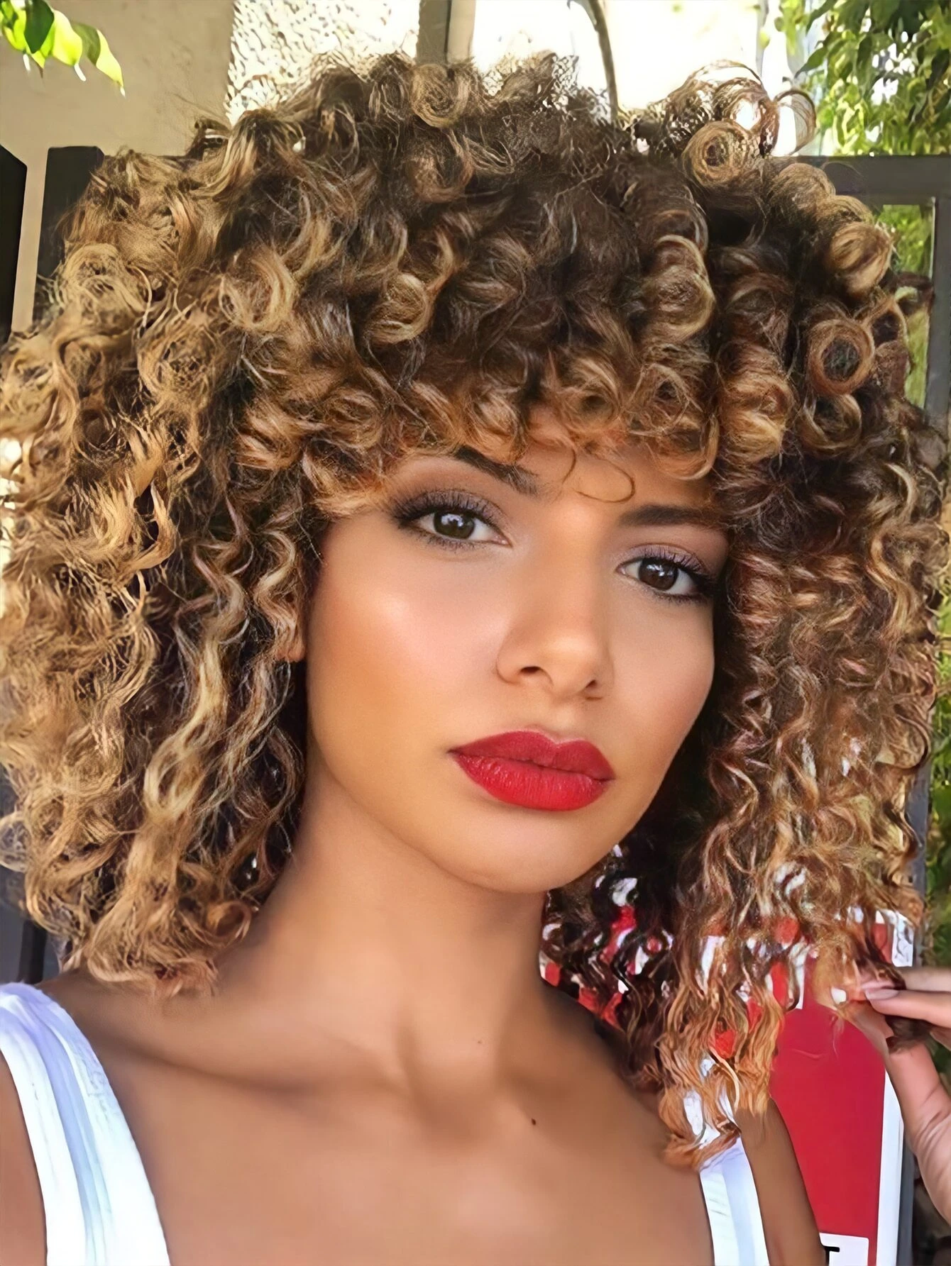 5 Affordable Short Curly Wig for Every Occasion