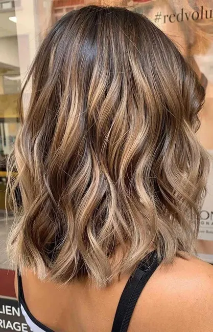Brighten Up Your Look with Balayage: The Ultimate Guide to Achieving the Perfect Sun-Kissed Hair